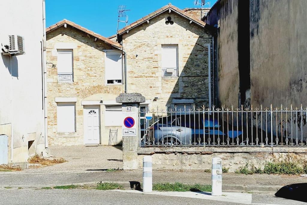 Maison, 4 A 6 Pers, Clim, Parking Prive, 2 Chambres Agen Kültér fotó